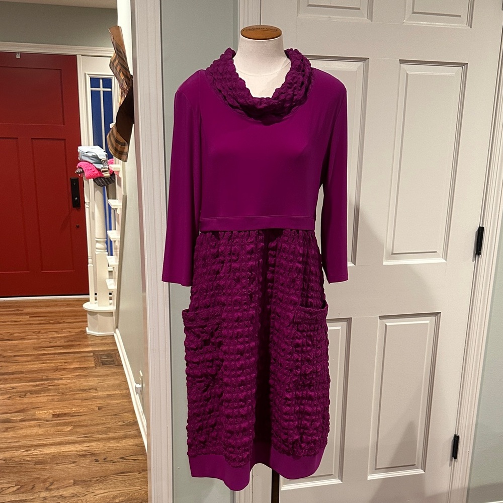 NWT Joseph Ribkoff Empress Purple Cowl Neck Dress Textured Sz 8 Imperatrice